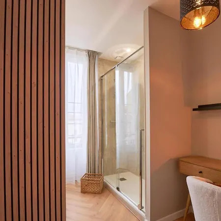 Le Nid Suspendu-insolite-garage-wifi-clim Appartement *